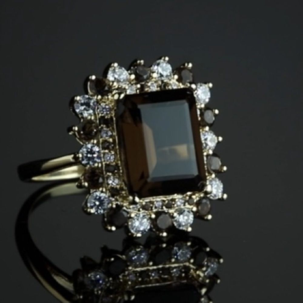 Natural Chocolate Champagne Sparkling Ring